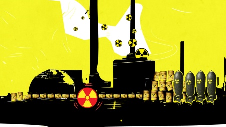 Collage: Unter gelbem Himmel steht ein Atomkraftwerk neben einem weiteren Gebäude, aus dessen Inneren Radioaktivzeichen dringen. Davor unterbricht ein rotierendes rotes Radioaktivzeichen eine Reihe von Atommüllfässern, an deren rechten Ende einige Atombomben stehen.