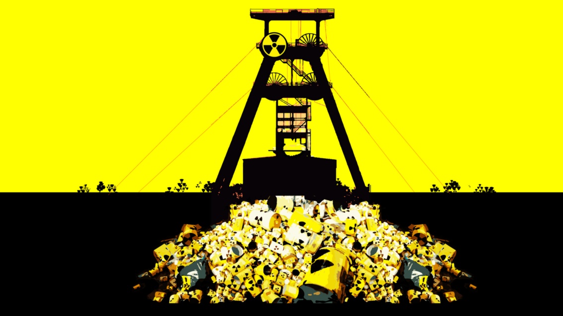 Collage, als Schnittzeichnung ausgeführt: Vor gelbem Himmel der Umriss eines Förderturms, zu seinen Füßen bilden Radioaktivzeichen kleine Haufen, aus der Turmbasis strömen Atommüllfässer in das schwarze Erdreich.